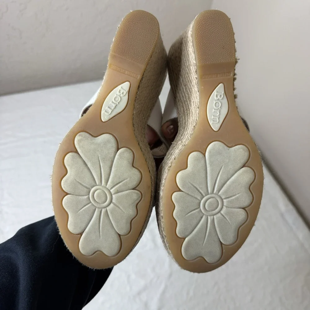 Born Womens Platform Espadrilles Ivory Slip On Wedge Sandals Size 7 Coast Resort